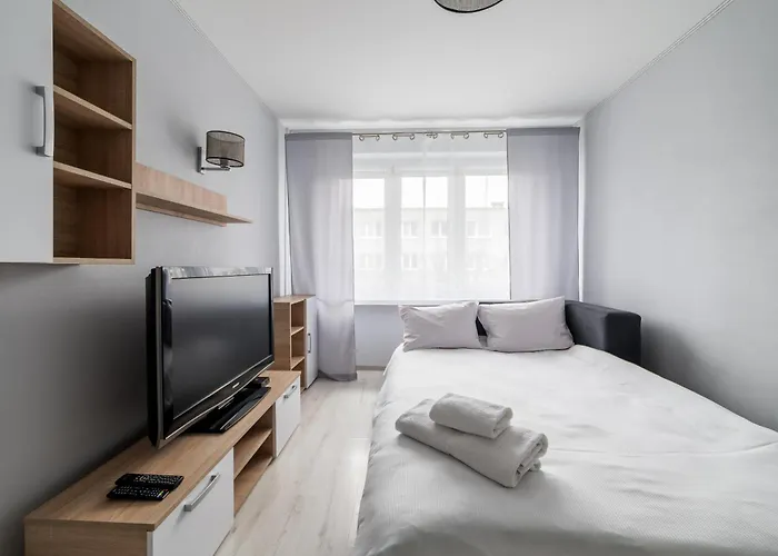 Osiedle Piastowskie Standard By Bookinghost Daire *