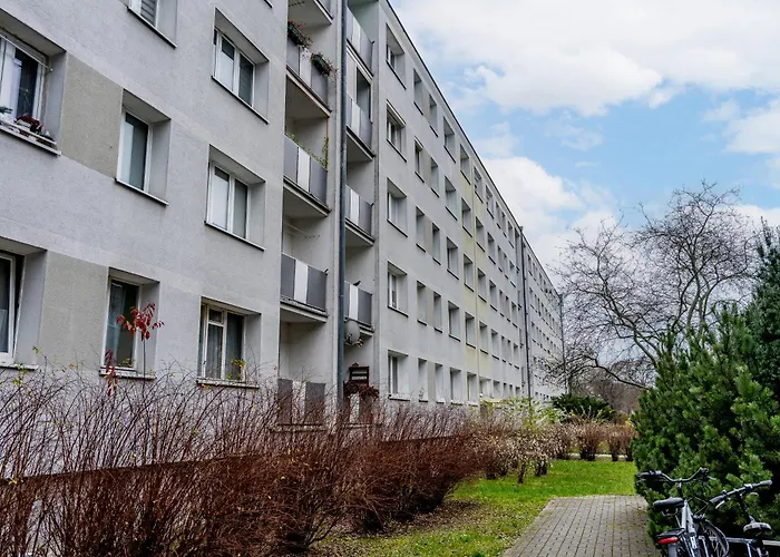 Osiedle Piastowskie Standard By Bookinghost * Poznan