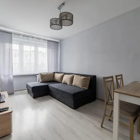 Apartamento Osiedle Piastowskie Standard By Bookinghost *
