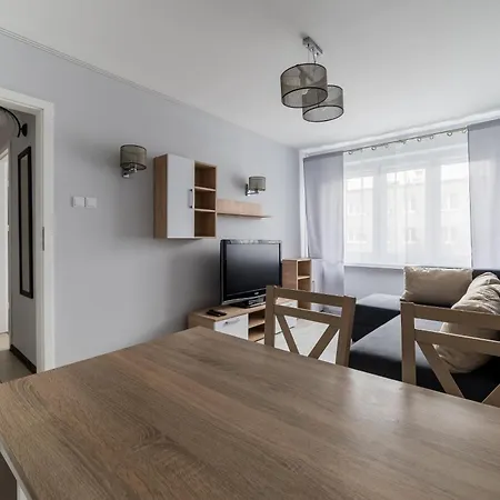 Osiedle Piastowskie Standard By Bookinghost Poznan