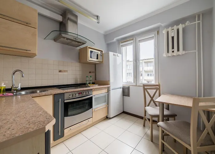 Osiedle Piastowskie Standard By Bookinghost *