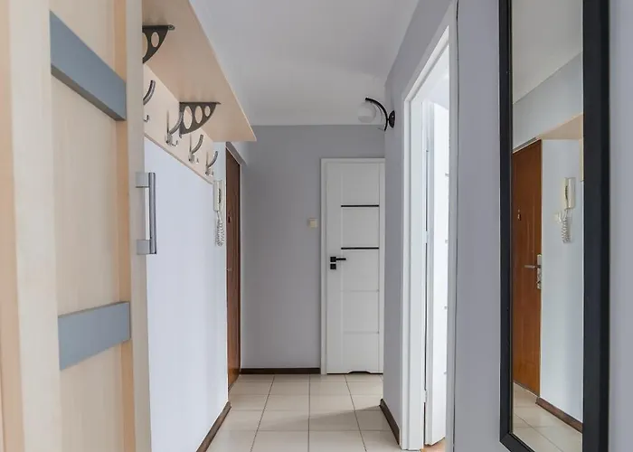 شقة Osiedle Piastowskie Standard By Bookinghost